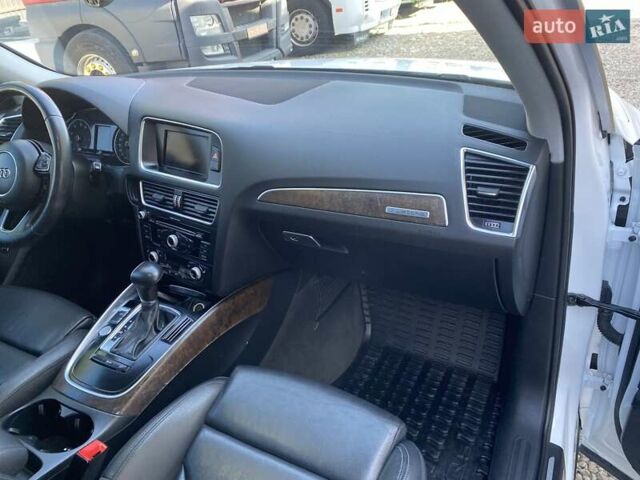 Белый Ауди Ку 5, объемом двигателя 0 л и пробегом 271 тыс. км за 14550 $, фото 31 на Automoto.ua
