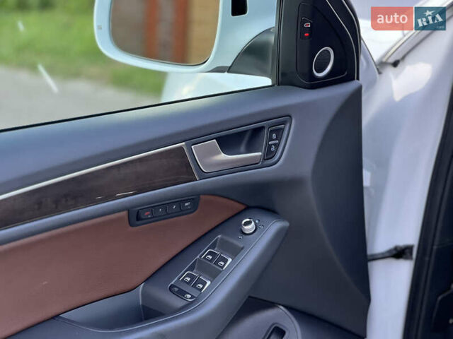 Белый Ауди Ку 5, объемом двигателя 1.98 л и пробегом 151 тыс. км за 19850 $, фото 20 на Automoto.ua