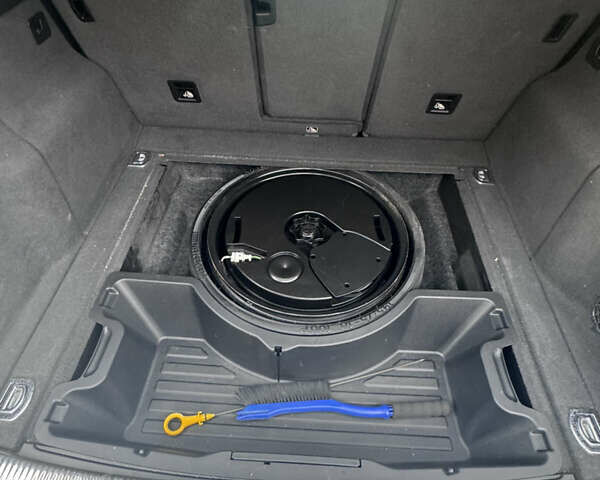 Белый Ауди Ку 5, объемом двигателя 1.98 л и пробегом 212 тыс. км за 15800 $, фото 12 на Automoto.ua