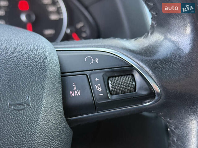 Білий Ауді Ку 5, об'ємом двигуна 2 л та пробігом 196 тис. км за 16300 $, фото 31 на Automoto.ua