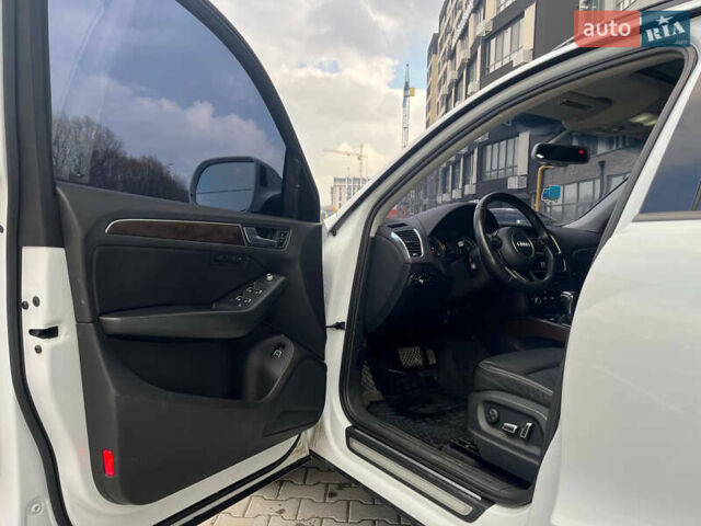 Белый Ауди Ку 5, объемом двигателя 3 л и пробегом 209 тыс. км за 21000 $, фото 15 на Automoto.ua