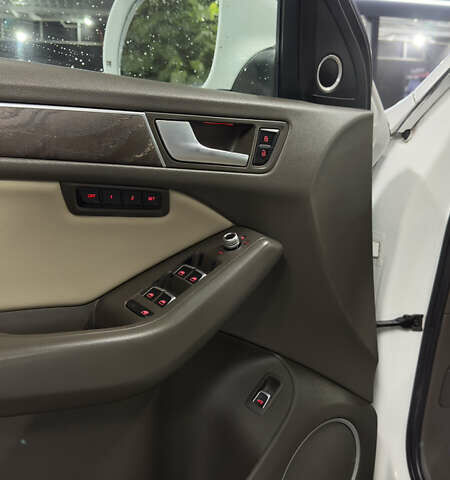 Белый Ауди Ку 5, объемом двигателя 1.98 л и пробегом 250 тыс. км за 14499 $, фото 14 на Automoto.ua