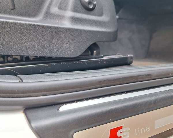 Белый Ауди Ку 5, объемом двигателя 1.97 л и пробегом 160 тыс. км за 24499 $, фото 22 на Automoto.ua