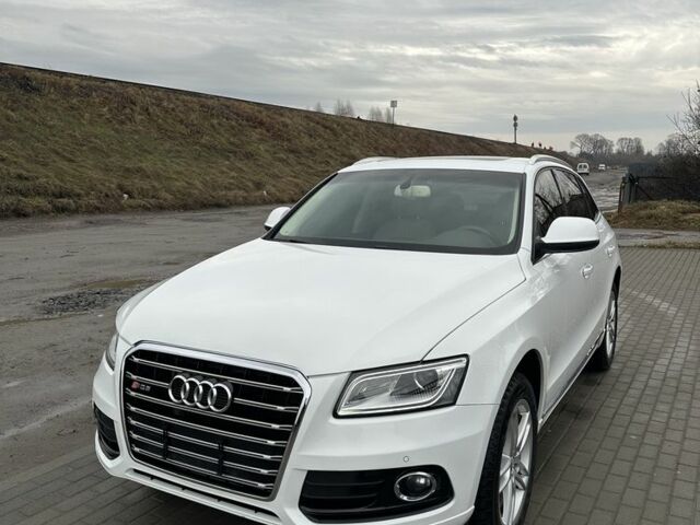 Белый Ауди Ку 5, объемом двигателя 2 л и пробегом 219 тыс. км за 13900 $, фото 1 на Automoto.ua
