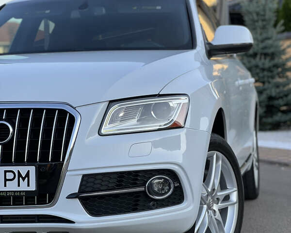 Белый Ауди Ку 5, объемом двигателя 1.98 л и пробегом 151 тыс. км за 19850 $, фото 11 на Automoto.ua