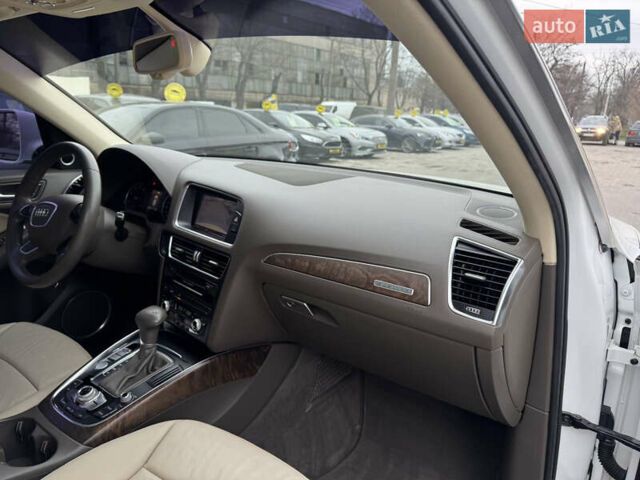 Білий Ауді Ку 5, об'ємом двигуна 1.98 л та пробігом 199 тис. км за 14900 $, фото 65 на Automoto.ua