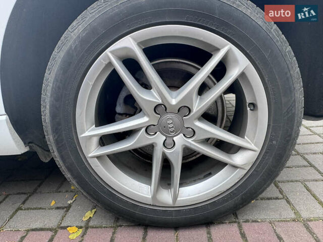 Белый Ауди Ку 5, объемом двигателя 1.98 л и пробегом 212 тыс. км за 15800 $, фото 2 на Automoto.ua