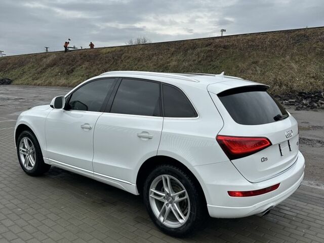 Белый Ауди Ку 5, объемом двигателя 2 л и пробегом 219 тыс. км за 13900 $, фото 2 на Automoto.ua