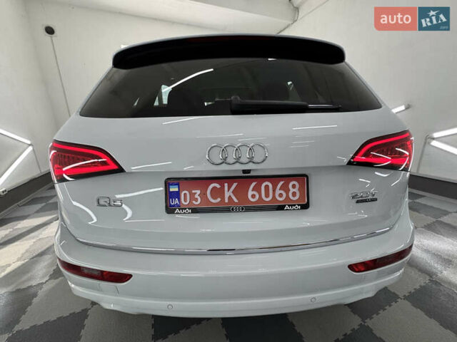 Белый Ауди Ку 5, объемом двигателя 2 л и пробегом 192 тыс. км за 14999 $, фото 149 на Automoto.ua
