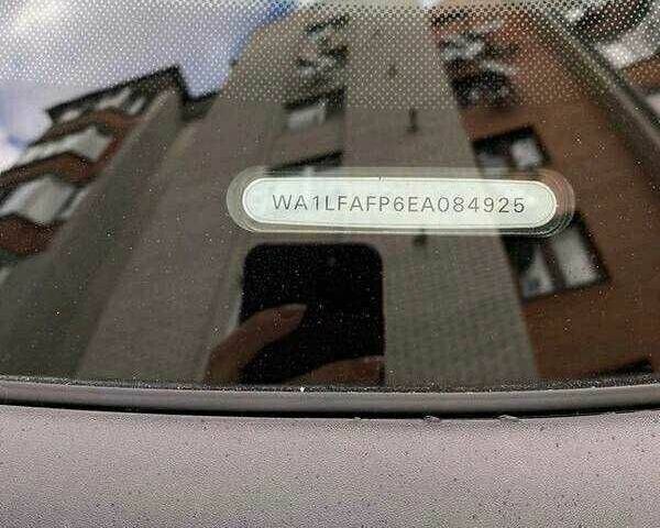 Белый Ауди Ку 5, объемом двигателя 2 л и пробегом 289 тыс. км за 10000 $, фото 2 на Automoto.ua