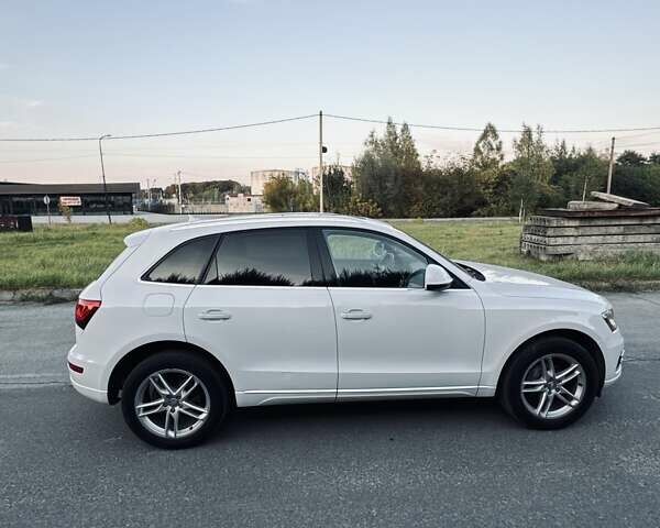 Білий Ауді Ку 5, об'ємом двигуна 1.98 л та пробігом 157 тис. км за 17000 $, фото 2 на Automoto.ua