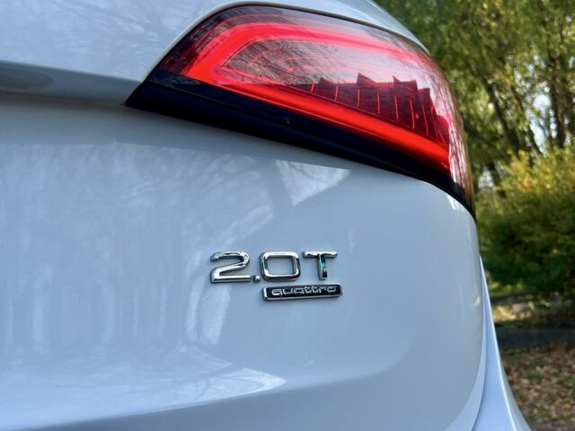 Белый Ауди Ку 5, объемом двигателя 2 л и пробегом 197 тыс. км за 12900 $, фото 13 на Automoto.ua