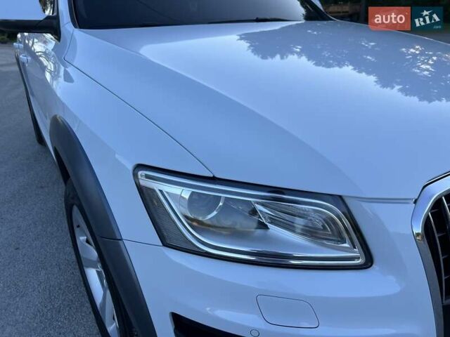Білий Ауді Ку 5, об'ємом двигуна 1.97 л та пробігом 254 тис. км за 18800 $, фото 63 на Automoto.ua