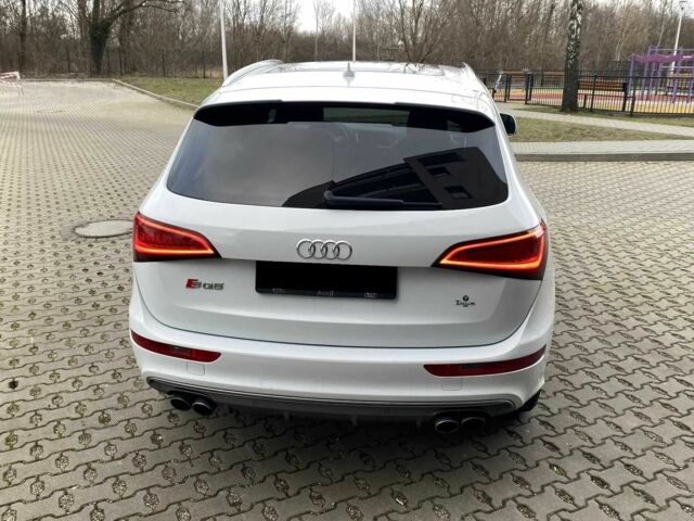 Білий Ауді Ку 5, об'ємом двигуна 3 л та пробігом 82 тис. км за 11700 $, фото 14 на Automoto.ua