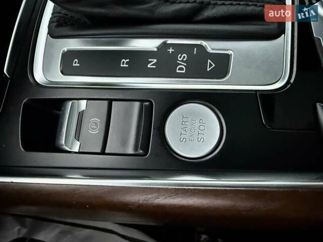 Білий Ауді Ку 5, об'ємом двигуна 1.98 л та пробігом 197 тис. км за 14999 $, фото 87 на Automoto.ua