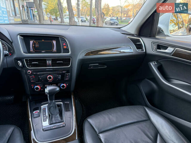 Білий Ауді Ку 5, об'ємом двигуна 2 л та пробігом 196 тис. км за 16300 $, фото 36 на Automoto.ua