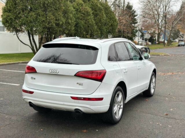 Белый Ауди Ку 5, объемом двигателя 2 л и пробегом 85 тыс. км за 10500 $, фото 5 на Automoto.ua