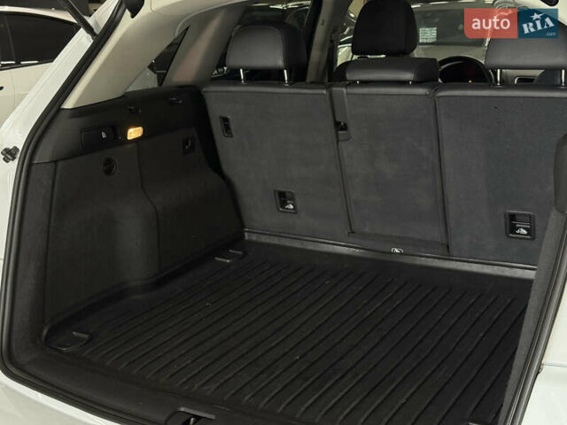 Белый Ауди Ку 5, объемом двигателя 2 л и пробегом 196 тыс. км за 15999 $, фото 24 на Automoto.ua