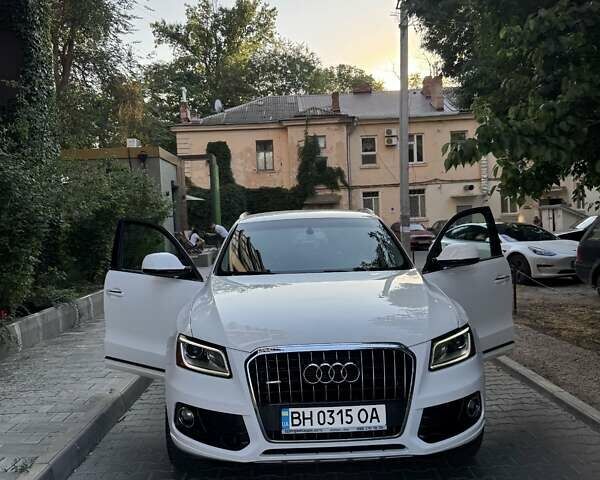 Белый Ауди Ку 5, объемом двигателя 2 л и пробегом 122 тыс. км за 17000 $, фото 8 на Automoto.ua