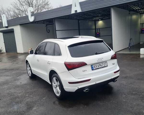 Белый Ауди Ку 5, объемом двигателя 1.98 л и пробегом 129 тыс. км за 15000 $, фото 23 на Automoto.ua