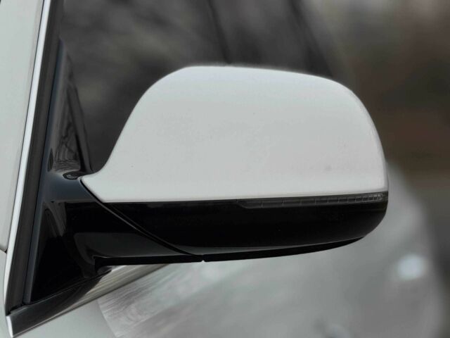 Білий Ауді Ку 5, об'ємом двигуна 2 л та пробігом 167 тис. км за 17000 $, фото 4 на Automoto.ua