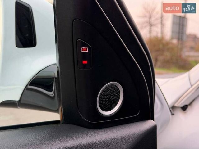 Білий Ауді Ку 5, об'ємом двигуна 1.98 л та пробігом 167 тис. км за 17000 $, фото 35 на Automoto.ua