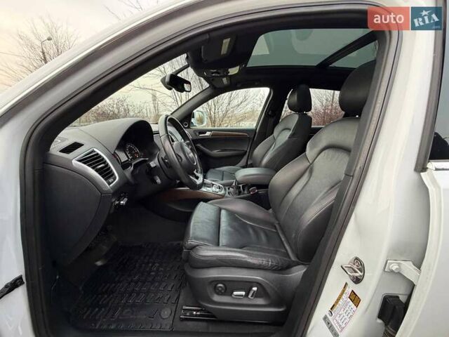 Білий Ауді Ку 5, об'ємом двигуна 1.98 л та пробігом 167 тис. км за 17000 $, фото 32 на Automoto.ua