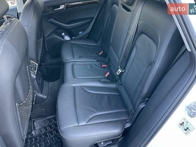 Белый Ауди Ку 5, объемом двигателя 1.98 л и пробегом 113 тыс. км за 17900 $, фото 17 на Automoto.ua