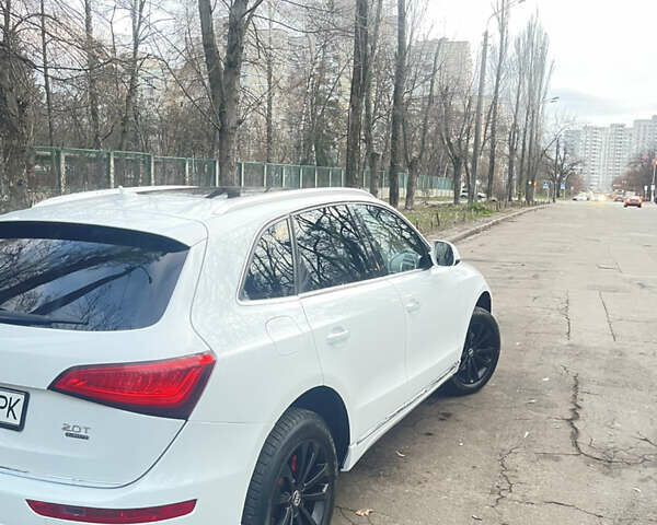 Білий Ауді Ку 5, об'ємом двигуна 1.98 л та пробігом 206 тис. км за 12950 $, фото 3 на Automoto.ua