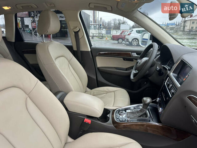 Білий Ауді Ку 5, об'ємом двигуна 2 л та пробігом 200 тис. км за 14990 $, фото 82 на Automoto.ua