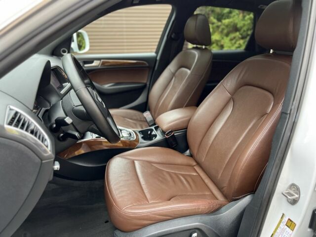 Білий Ауді Ку 5, об'ємом двигуна 2 л та пробігом 167 тис. км за 14699 $, фото 7 на Automoto.ua