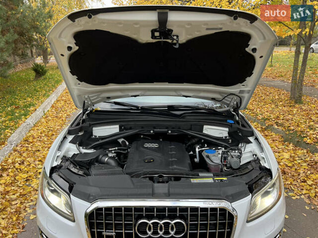 Ауди Ку 5 2015 в Ровно на Automoto.ua Белый Ауди Ку 5, объемом двигателя 2 л и пробегом 167 тыс. км за 14700 $, фото 101 на Automoto.ua