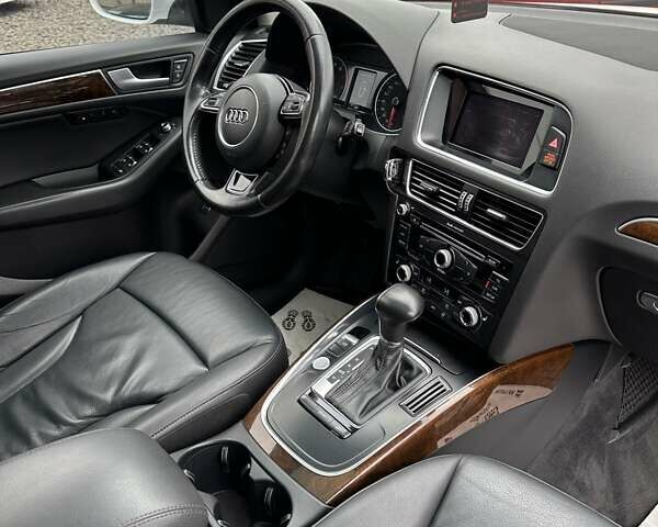 Белый Ауди Ку 5, объемом двигателя 2 л и пробегом 142 тыс. км за 14900 $, фото 5 на Automoto.ua