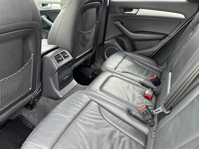 Белый Ауди Ку 5, объемом двигателя 3 л и пробегом 70 тыс. км за 3700 $, фото 10 на Automoto.ua