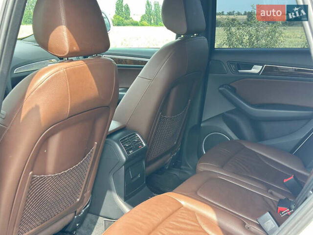 Белый Ауди Ку 5, объемом двигателя 1.98 л и пробегом 223 тыс. км за 14490 $, фото 10 на Automoto.ua
