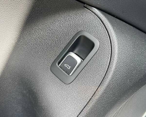 Білий Ауді Ку 5, об'ємом двигуна 2.97 л та пробігом 162 тис. км за 21500 $, фото 10 на Automoto.ua