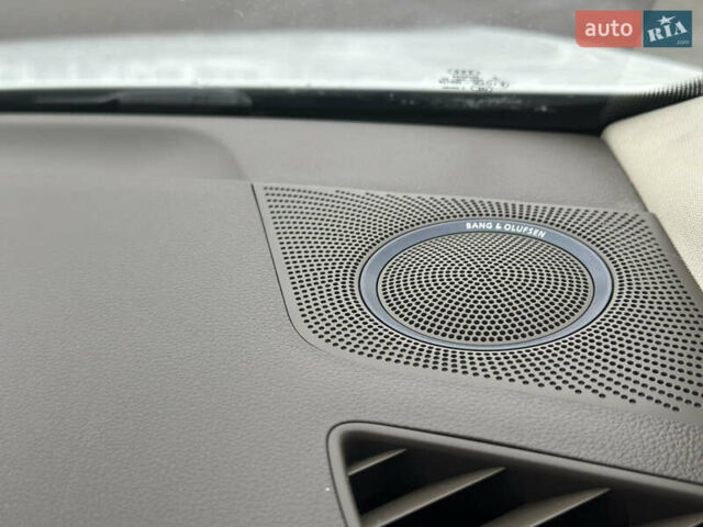 Білий Ауді Ку 5, об'ємом двигуна 2 л та пробігом 200 тис. км за 14990 $, фото 88 на Automoto.ua