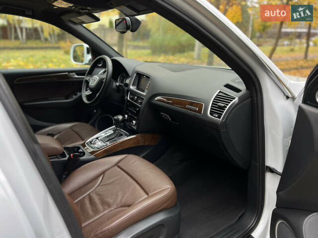 Ауди Ку 5 2015 в Ровно на Automoto.ua Белый Ауди Ку 5, объемом двигателя 2 л и пробегом 167 тыс. км за 14700 $, фото 80 на Automoto.ua