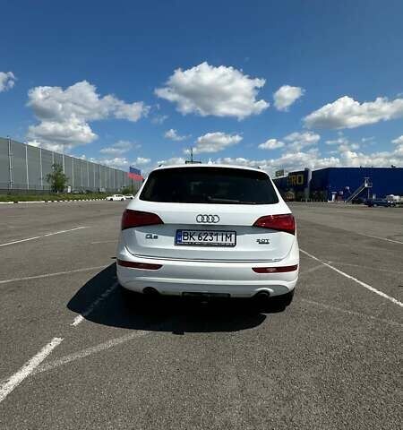 Белый Ауди Ку 5, объемом двигателя 1.98 л и пробегом 165 тыс. км за 15000 $, фото 8 на Automoto.ua