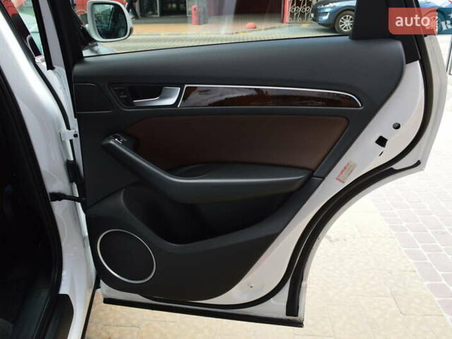 Белый Ауди Ку 5, объемом двигателя 2 л и пробегом 98 тыс. км за 15900 $, фото 37 на Automoto.ua