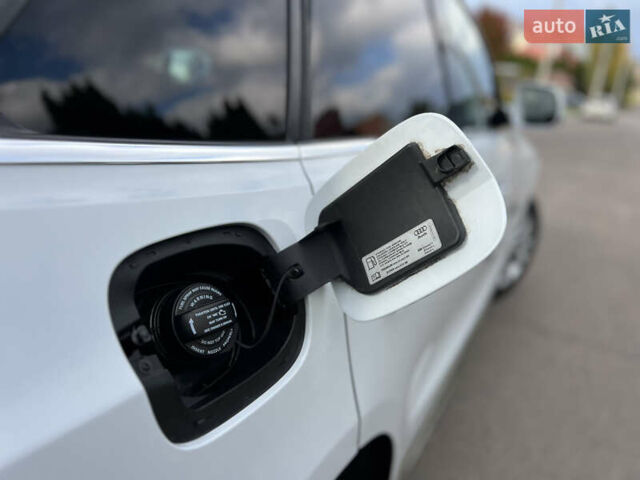 Ауди Ку 5 2015 в Ровно на Automoto.ua Белый Ауди Ку 5, объемом двигателя 2 л и пробегом 167 тыс. км за 14700 $, фото 127 на Automoto.ua