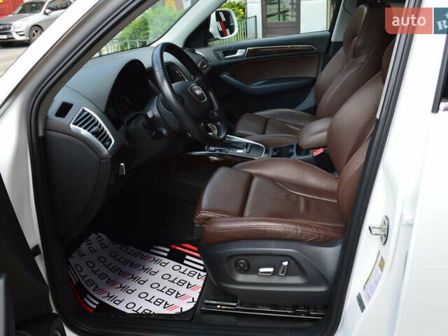 Белый Ауди Ку 5, объемом двигателя 2 л и пробегом 98 тыс. км за 15900 $, фото 12 на Automoto.ua