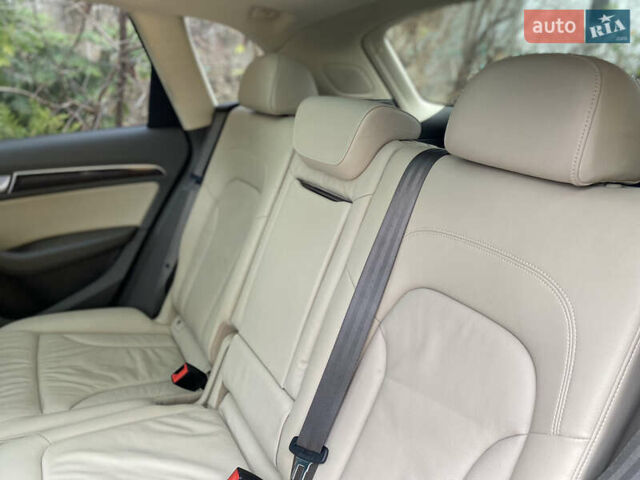 Белый Ауди Ку 5, объемом двигателя 0 л и пробегом 93 тыс. км за 15950 $, фото 21 на Automoto.ua