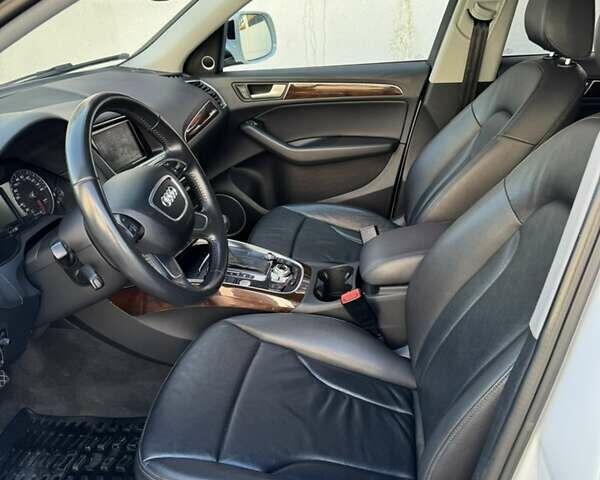 Ауди Ку 5 2015 в Львове на Automoto.ua Белый Ауди Ку 5, объемом двигателя 1.98 л и пробегом 172 тыс. км за 16500 $, фото 25 на Automoto.ua