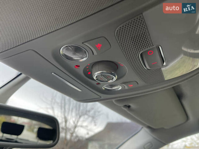 Білий Ауді Ку 5, об'ємом двигуна 2 л та пробігом 199 тис. км за 20900 $, фото 31 на Automoto.ua