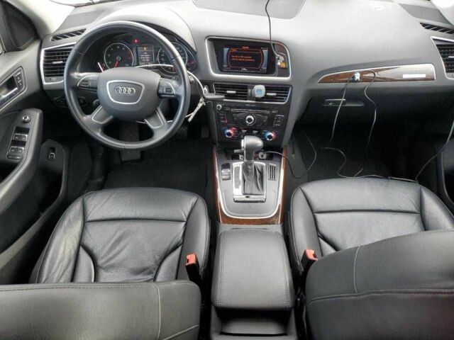 Білий Ауді Ку 5, об'ємом двигуна 2 л та пробігом 83 тис. км за 3500 $, фото 7 на Automoto.ua