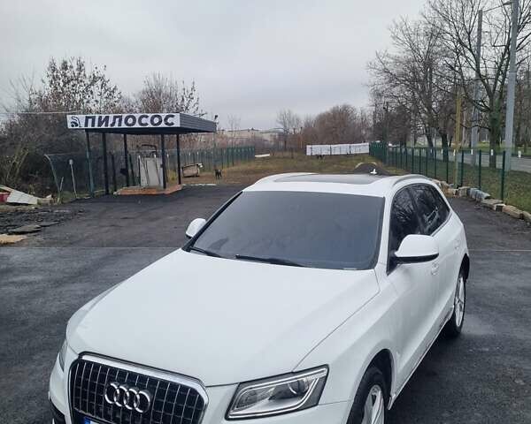 Белый Ауди Ку 5, объемом двигателя 1.98 л и пробегом 129 тыс. км за 15000 $, фото 15 на Automoto.ua
