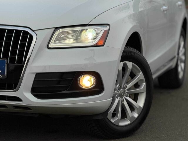 Білий Ауді Ку 5, об'ємом двигуна 2 л та пробігом 167 тис. км за 17000 $, фото 2 на Automoto.ua