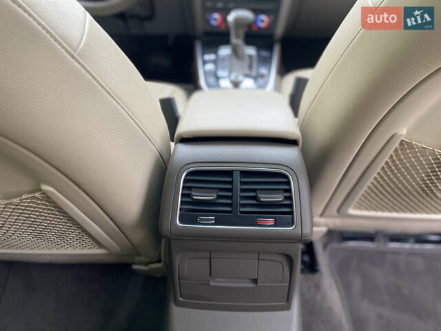 Белый Ауди Ку 5, объемом двигателя 0 л и пробегом 93 тыс. км за 15950 $, фото 33 на Automoto.ua