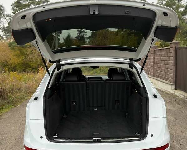 Белый Ауди Ку 5, объемом двигателя 2 л и пробегом 124 тыс. км за 16400 $, фото 16 на Automoto.ua